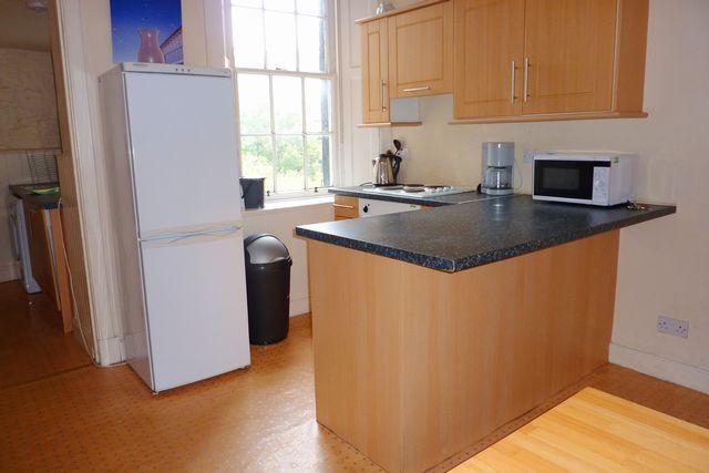 Image of 4 bedroom Flat to rent in East Preston Street Edinburgh EH8 at Newington Edinburgh Edinburgh, EH8 9QD