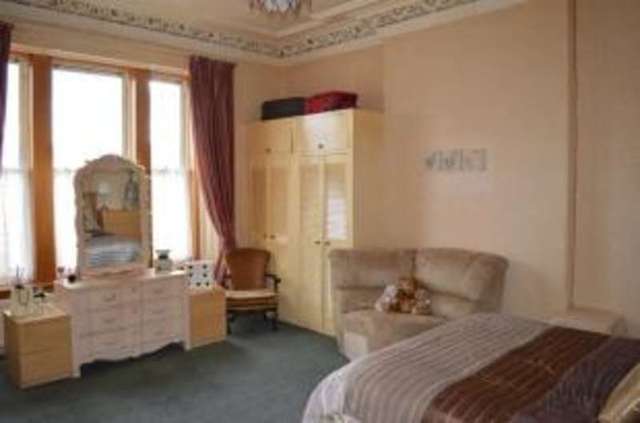  Image of 4 bedroom Flat for sale in East Princes Street Helensburgh G84 at Helensburgh Argyll and Bute Helensburgh, G84 7DG