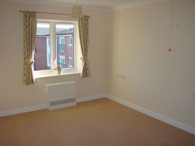  Image of 1 bedroom Retirement Property for sale in Eastbank Drive Worcester WR3 at Eastbank Drive  Worcester, WR3 7EW
