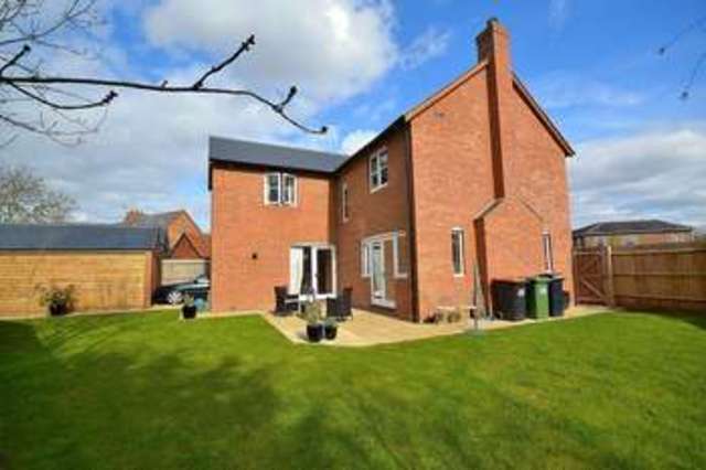  Image of 4 bedroom Detached house for sale in Market Square Eaton Bray Dunstable LU6 at Market Square Eaton Bray Dunstable, LU6 2DG