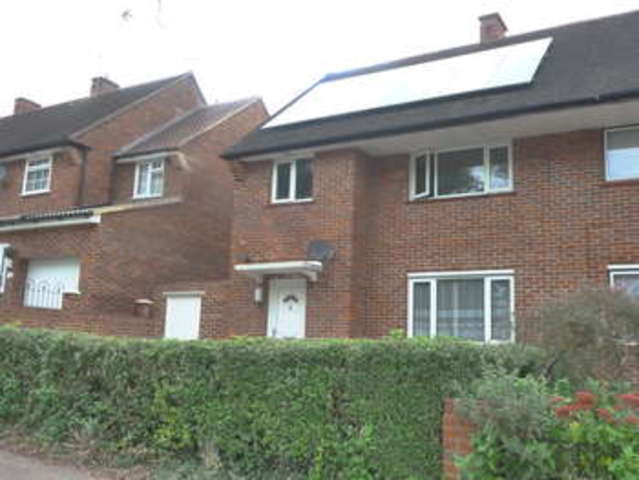  Image of 3 bedroom Semi-Detached house for sale in Edgecoombe Selsdon South Croydon CR2 at South Croydon Selsdon, CR2 8AA