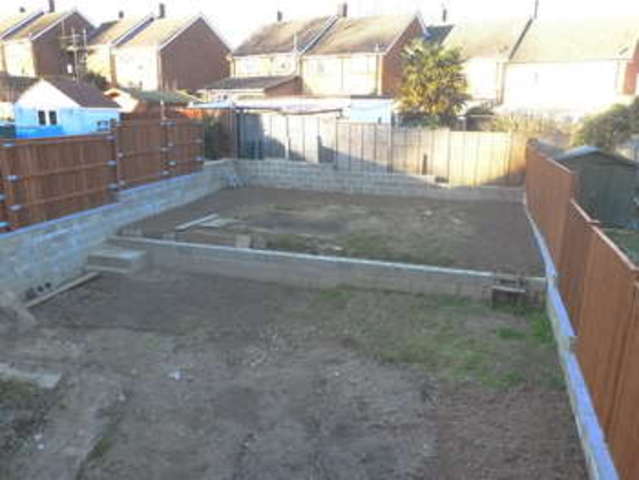  Image of 3 bedroom Semi-Detached house for sale in Edgecoombe Selsdon South Croydon CR2 at South Croydon Selsdon, CR2 8AA