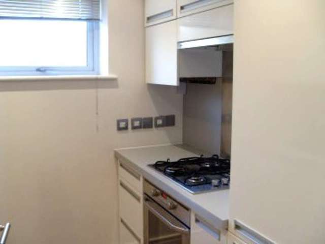 Image of 2 bedroom Flat to rent in Elizabeth Mews Kay Street London E2 at Kay Street  Shoreditch, E2 8QG