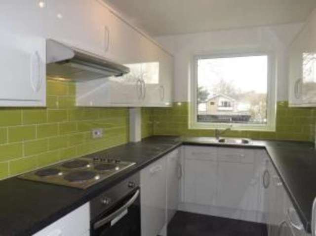  Image of 1 bedroom Flat for sale in Cedar Court Epping CM16 at Epping Essex Epping, CM16 4HL