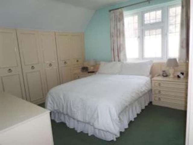  Image of 3 bedroom Detached house for sale in The Mount Epsom KT17 at Ewell Surrey Ewell, KT17 1LZ