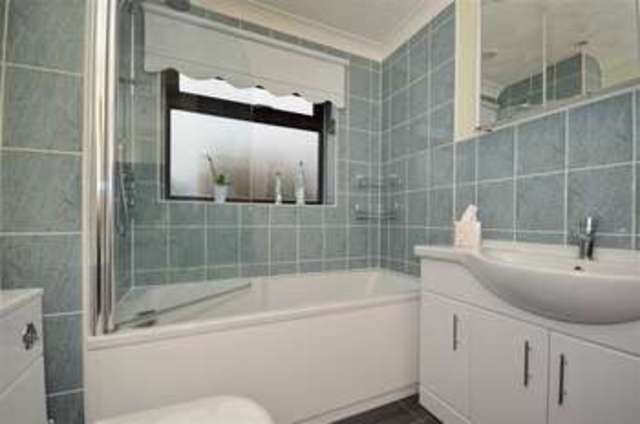  Image of 2 bedroom Bungalow for sale in Fairacres Close Herne Bay CT6 at Beltinge Herne Bay Herne Bay, CT6 6LL