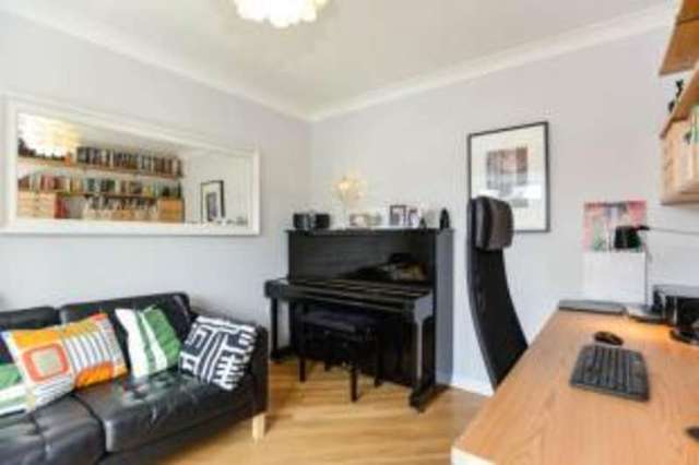  Image of 4 bedroom Detached house for sale in Wadworth Holme Middleton Milton Keynes MK10 at Middleton Milton Keynes Milton Keynes Village, MK10 9RS