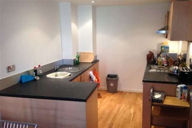  Image of 1 bedroom Flat to rent in Gotts Road Leeds LS12 at Leeds, LS12 1DF