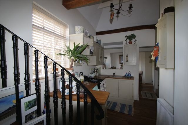  Image of 2 bedroom Detached house for sale in Ferry Lane Alveston Stratford-upon-Avon CV37 at Ferry Lane Alveston Stratford-Upon-Avon, CV37 7QX