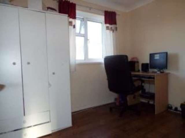  Image of 3 bedroom Semi-Detached house for sale in Field Walk Peterborough PE1 at Peterborough Cambridgeshire Peterborough, PE1 5DP