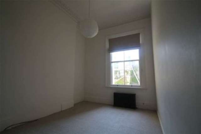  Image of 2 bedroom Flat to rent in First Avenue Hove BN3 at Hove, BN3 2FE