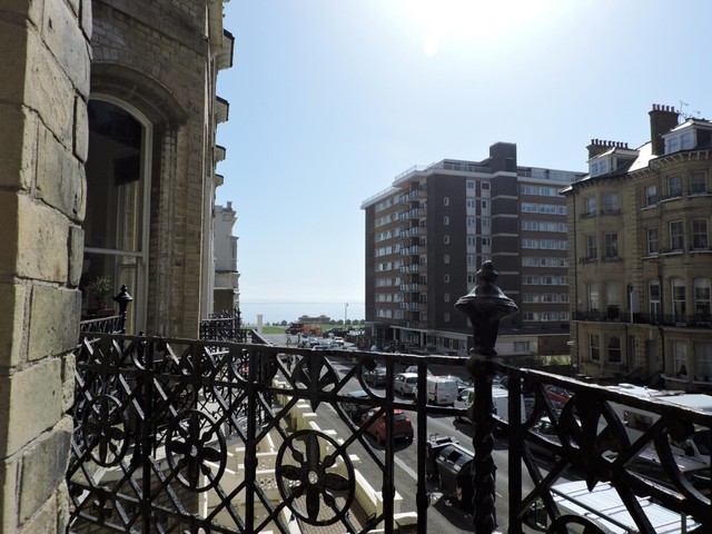  Image of 2 bedroom Flat to rent in First Avenue Hove BN3 at 14 First Avenue  Hove, BN3 2FE