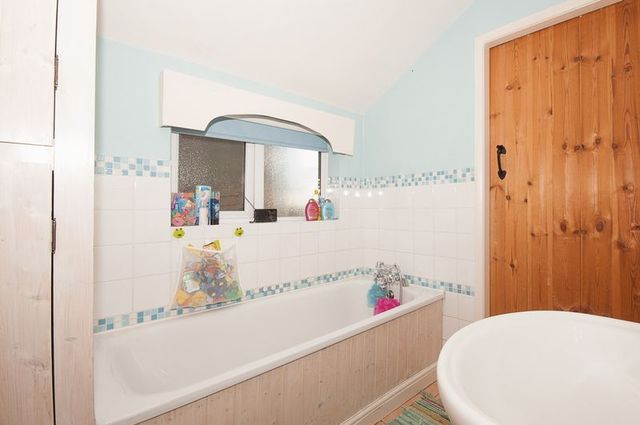  Image of 2 bedroom Semi-Detached house for sale in Fishtoft Road Fishtoft Boston PE21 at Fishtoft Road Fishtoft Boston, PE21 0QX