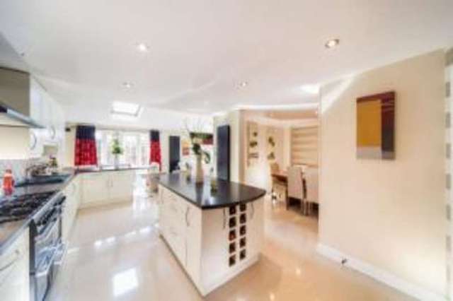 Image of 5 bedroom Detached house for sale in Fleming Drive Winwick Park Winwick Warrington WA2 at Winwick Park Winwick Winwick, WA2 8XP