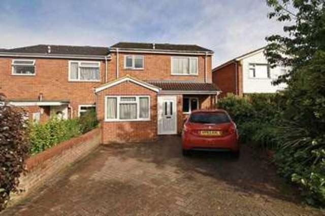  Image of 3 bedroom Detached house for sale in Kingfisher Road Flitwick Bedford MK45 at Kingfisher Road  Flitwick, MK45 1RA