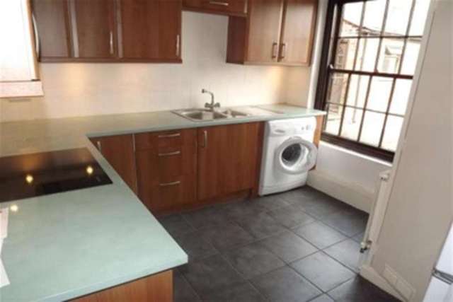  Image of 2 bedroom Flat to rent in Forest Road East Nottingham NG1 at Nottingham, NG1 4HJ