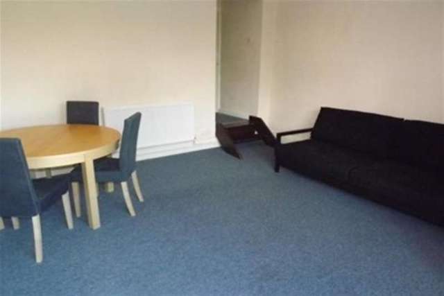  Image of 2 bedroom Flat to rent in Forest Road East Nottingham NG1 at Nottingham, NG1 4HJ