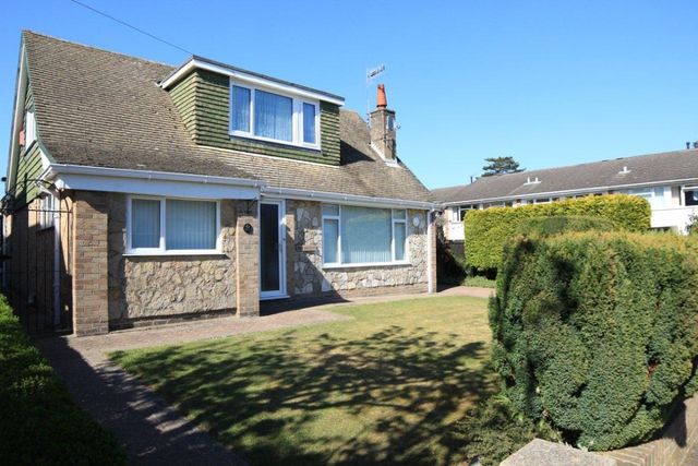  Image of 3 bedroom Bungalow for sale in Forest Hill Way Dibden Purlieu Southampton SO45 at Forest Hill Way  Dibden Purlieu, Southampton, SO45 4AS