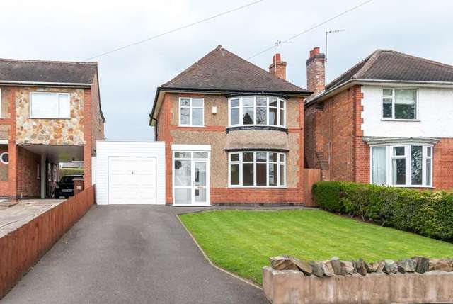  Image of 3 bedroom Detached house for sale in Forest Road Loughborough LE11 at Loughborough, LE11 3HS