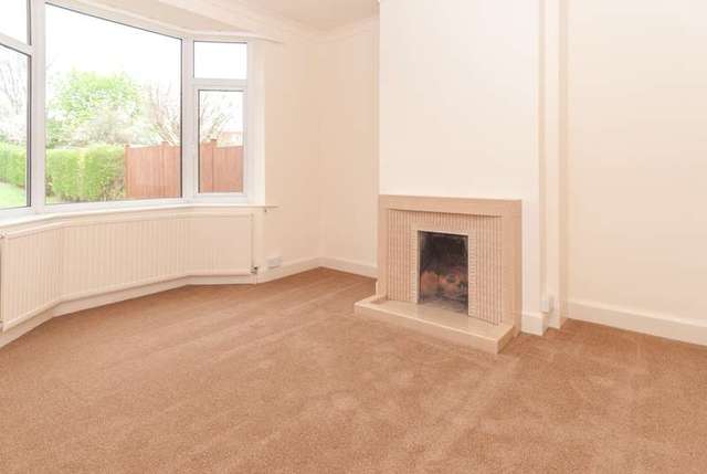  Image of 3 bedroom Detached house for sale in Forest Road Loughborough LE11 at Loughborough, LE11 3HS