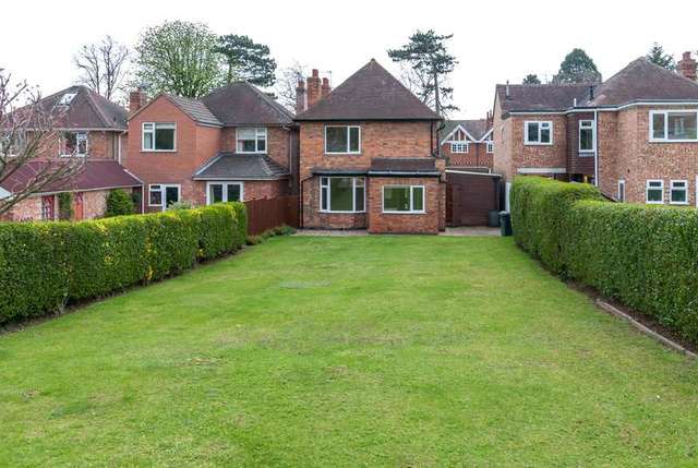 Image of 3 bedroom Detached house for sale in Forest Road Loughborough LE11 at Loughborough, LE11 3HS