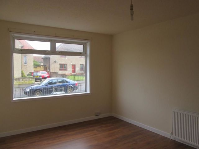  Image of 4 bedroom Terraced house to rent in Forres Avenue Dundee DD3 at Kirkton of Strathmartine Dundee Dundee, DD3 0EJ