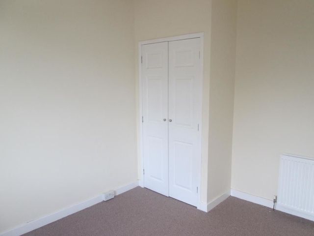  Image of 4 bedroom Terraced house to rent in Forres Avenue Dundee DD3 at Kirkton of Strathmartine Dundee Dundee, DD3 0EJ