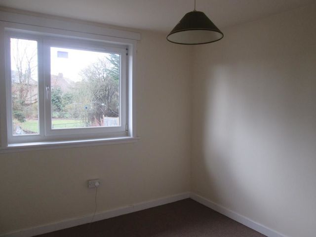  Image of 4 bedroom Terraced house to rent in Forres Avenue Dundee DD3 at Kirkton of Strathmartine Dundee Dundee, DD3 0EJ