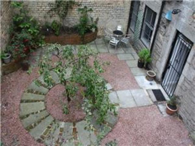  Image of 2 bedroom Flat to rent in Forth Street Edinburgh EH1 at New Town Edinburgh Edinburgh, EH1 3LE