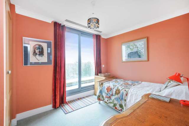  Image of 3 bedroom Penthouse for sale in Walton Well Road Oxford OX2 at Foundry House  Oxford, OX2 6AQ