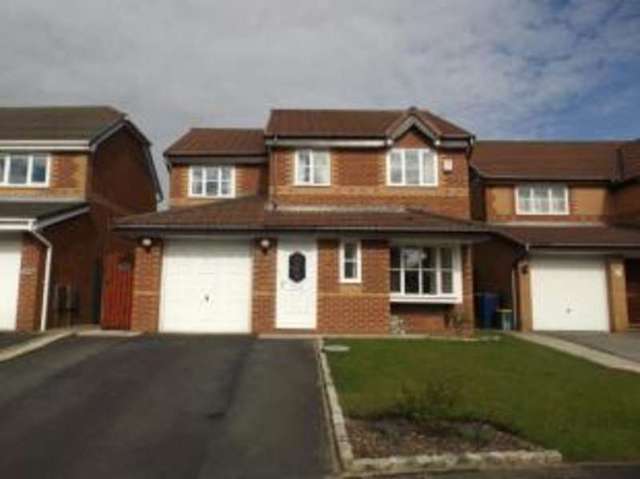  Image of 4 bedroom Detached house for sale in Fourfields Bamber Bridge Preston PR5 at Bamber Bridge Preston Bamber Bridge, PR5 6GS