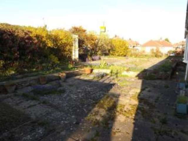  Image of 4 bedroom Bungalow for sale in Freeboard Road Braunstone Leicester LE3 at Leicester Leicestershire Braunstone, LE3 2UN