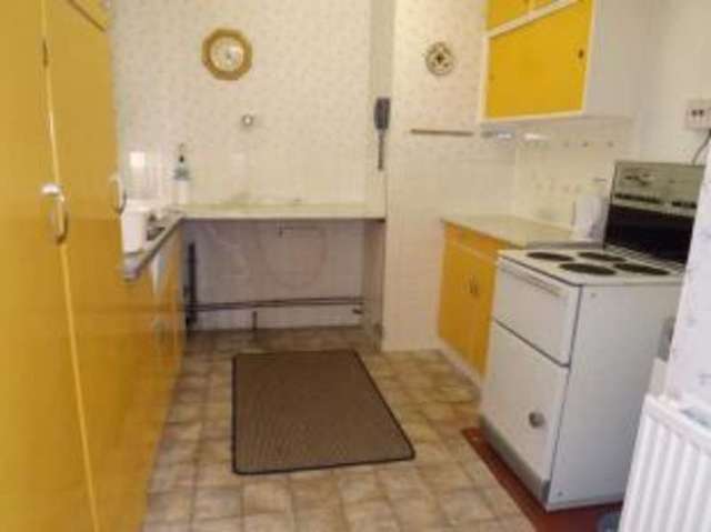  Image of 4 bedroom Bungalow for sale in Freeboard Road Braunstone Leicester LE3 at Leicester Leicestershire Braunstone, LE3 2UN