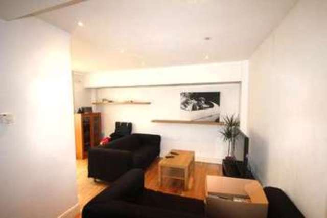  Image of 3 bedroom Flat to rent in Freegrove Road London N7 at Holloway London Holloway, N7 9JN