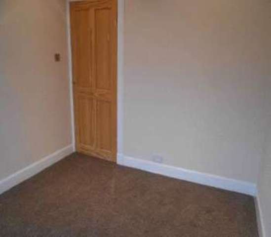  Image of 2 bedroom Property for sale in Argyle Street Rothesay Isle of Bute PA20 at 5 Argyle Street Rothesay Isle Of Bute, PA20 0AT