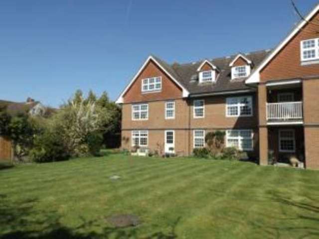  Image of 2 bedroom Flat for sale in Bourne Heights Frensham Road Farnham GU9 at Frensham Road Farnham The Bourne, GU9 8JD