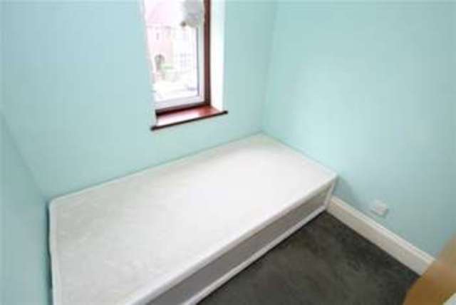  Image of 3 bedroom Detached house to rent in Further Green Road London SE6 at London, SE6 1JG
