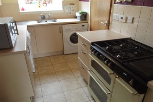  Image of 3 bedroom Flat to rent in Gateside Road Galston KA4 at Galston East Ayrshire East Ayrshire, KA4 8EQ