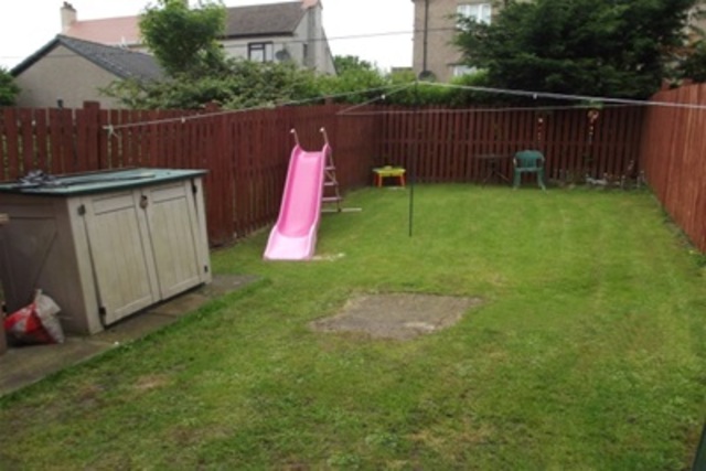  Image of 3 bedroom Flat to rent in Gateside Road Galston KA4 at Galston East Ayrshire East Ayrshire, KA4 8EQ