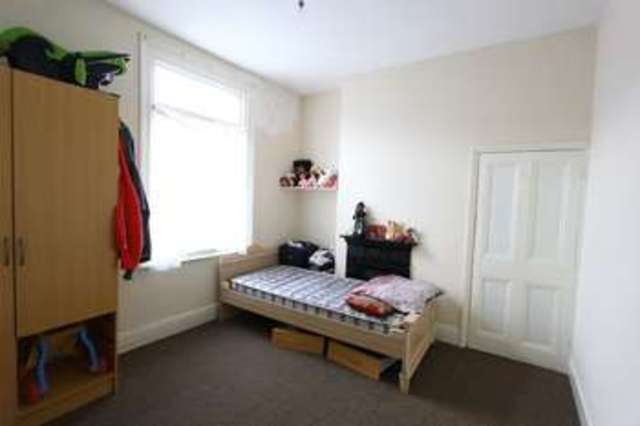  Image of 3 bedroom Terraced house for sale in Gee Street Hull HU3 at Gee Street  Hull, HU3 2SL