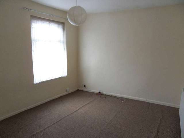  Image of 3 bedroom Property for sale in Dogge Lane Croft Acocks Green Birmingham B27 at DOGGE LANE CROFT  BIRMINGHAM, B27 7XR