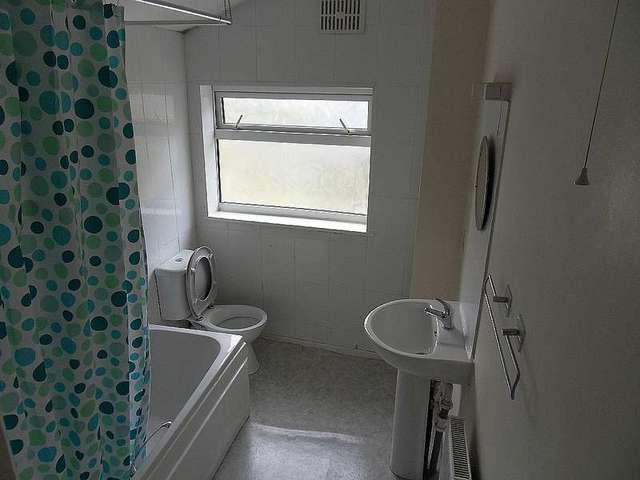  Image of 3 bedroom Property for sale in Dogge Lane Croft Acocks Green Birmingham B27 at DOGGE LANE CROFT  BIRMINGHAM, B27 7XR