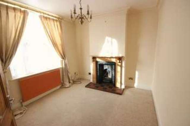  Image of 3 bedroom Terraced house for sale in Gladstone Street Bedford MK41 at Gladstone Street  Bedford, MK41 7RR