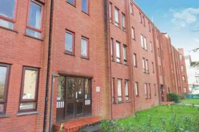  Image of 2 bedroom Flat for sale in Gladstone Street Glasgow G4 at Gladstone Street  Glasgow, G4 9PJ