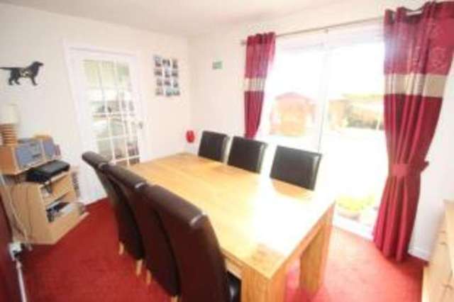  Image of 3 bedroom Semi-Detached house for sale in Glanderston Gate Newton Mearns Glasgow G77 at Newton Mearns Glasgow Mearns, G77 6SW
