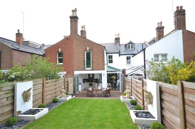  Image of 1 bedroom Property to rent in Glasslyn Road London N8 at Crouch End, N8 8RH