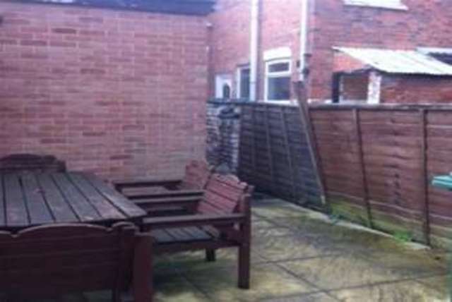  Image of 2 bedroom Terraced house to rent in Glebe Street Loughborough LE11 at Loughborough, LE11 1JR