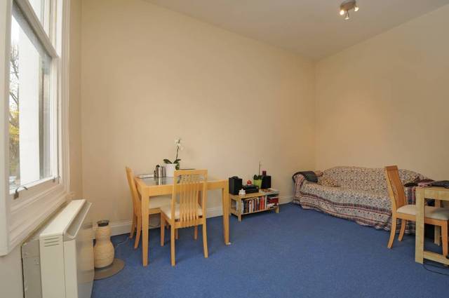  Image of 1 bedroom Flat to rent in Goldhurst Terrace London NW6 at Goldhurst Terrace  London, NW6 3EX