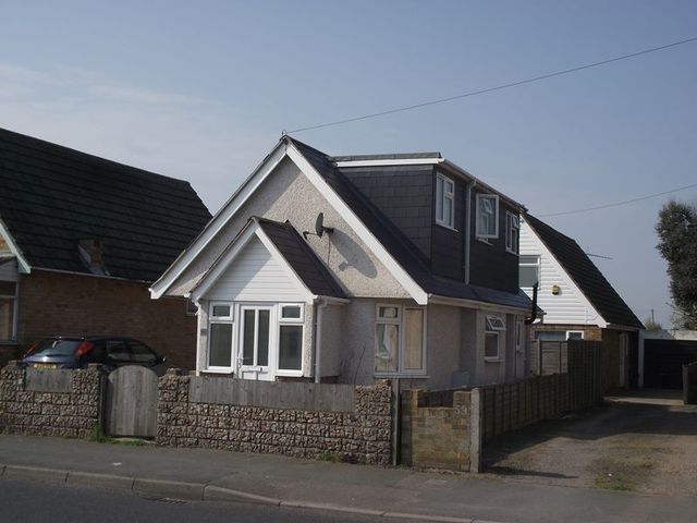  Image of 3 bedroom Detached house to rent in Golf Green Road Jaywick Clacton-on-Sea CO15 at Golf Green Road Jaywick Clacton-On-Sea, CO15 2RQ
