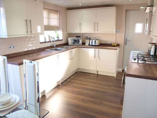  Image of 3 bedroom Semi-Detached house for sale in Goodwood Leeds LS10 at Leeds  Middleton, LS10 4TR